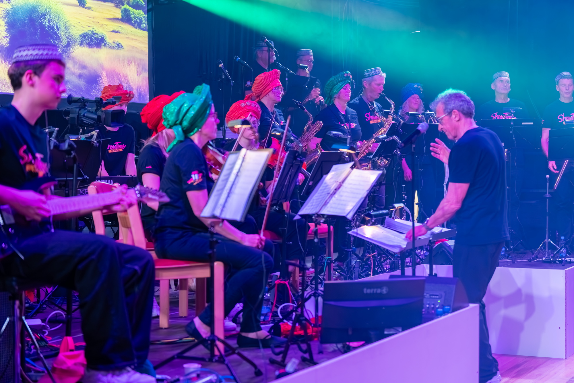 Veranstaltungen im Oberallgäu: WiR18 im November 2026 - "Showtime" oder SOS beim ESC - WiR18 im November 2026 - "Showtime" oder SOS beim ESC