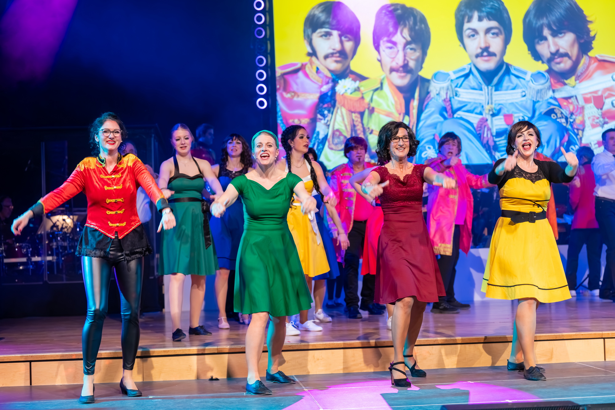 Veranstaltungen im Oberallgäu: WiR18 im November 2026 - "Showtime" oder SOS beim ESC - WiR18 im November 2026 - "Showtime" oder SOS beim ESC