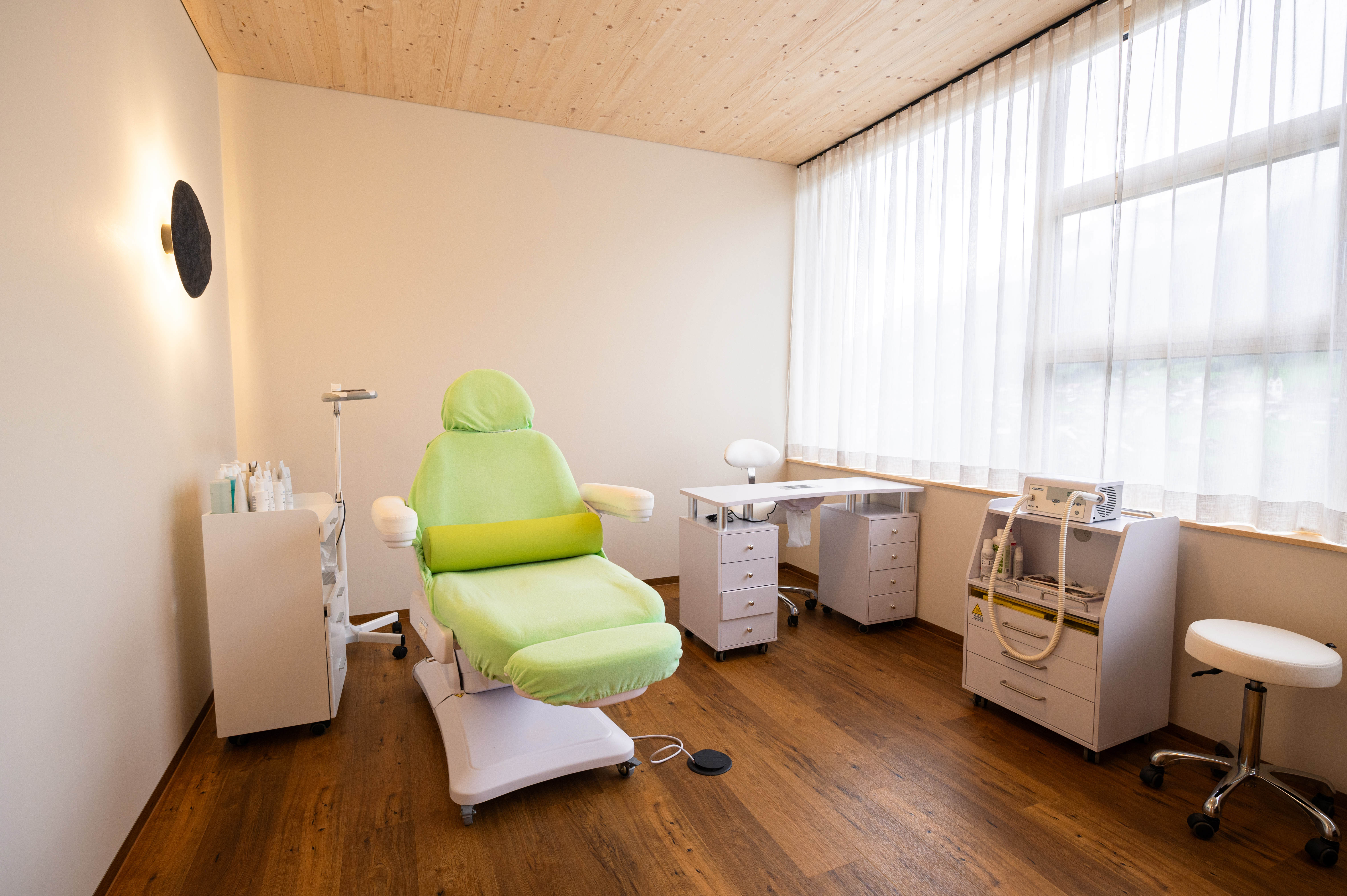 Unterkunft im Allgäu: Kosmetik - 4****S Hotel Erlebach in Riezlern