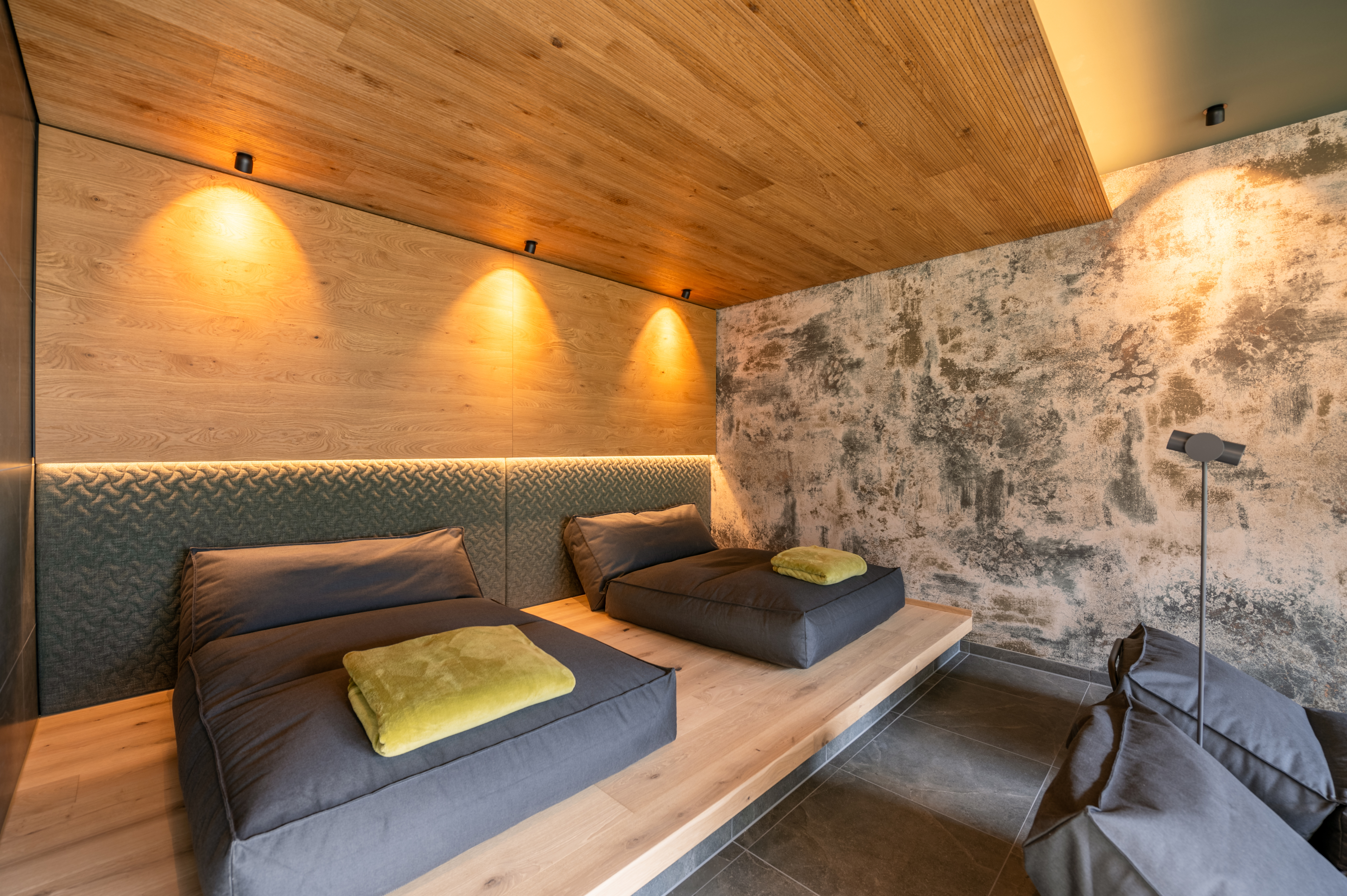 Unterkunft im Allgäu: Raum der Stille - 4****S Hotel Erlebach in Riezlern