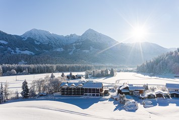 Gastgeber im Oberallgäu: Hotel Frohsinn eingebettet in einen Wintertraum - Wohlfühlhotel Frohsinn in Fischen im Allgäu
