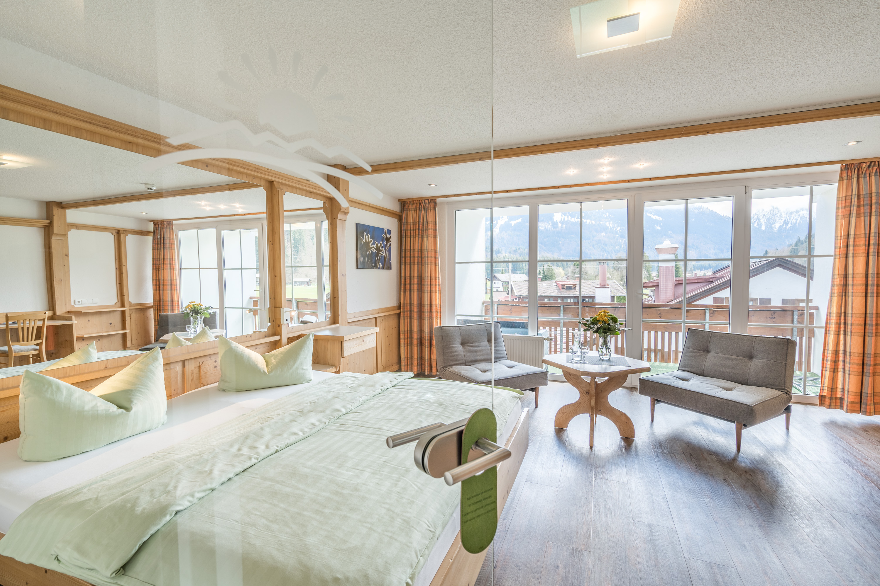 Unterkunft im Allgäu: Zimmerbeispiel Enzian - Wohlfühlhotel Frohsinn in Fischen im Allgäu