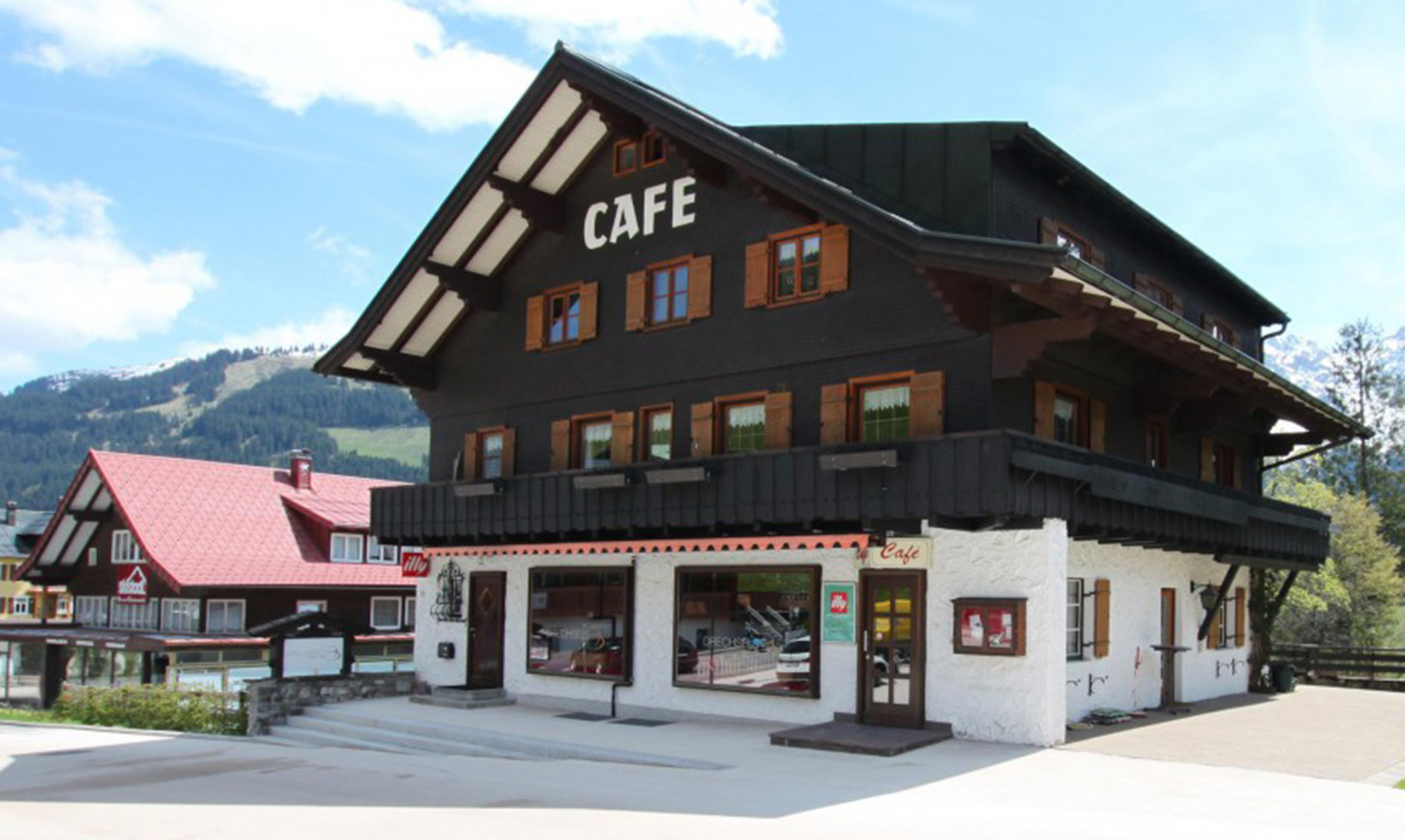 Unterkunft im Allgäu: Das Dorfhuus - Ferienwohnung in Mittelberg im Kleinwalsertal - Das Dorfhuus - Ferienwohnung im Kleinwalsertal