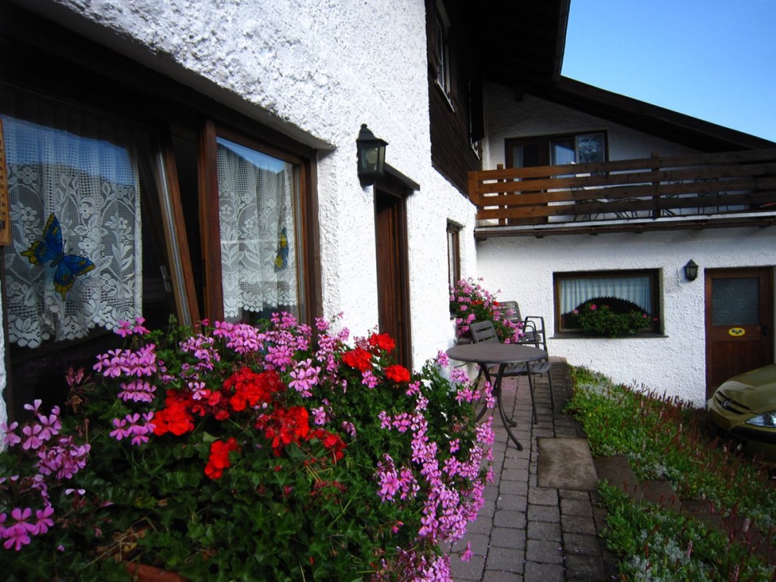 Gastgeber im Oberallgäu: Haus Löwenzahn - Ferienwohnungen in Oberstdorf im Allgäu - Haus Löwenzahn - Ferienwohnungen in Oberstdorf