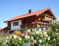 Unterkunft im Allgäu: Alpen-Flair - Ferienwohnungen in Bolsterlang im Allgäu - Gästehaus Alpen-Flair