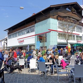 Veranstaltungen im Oberallgäu: Verkaufsoffener Sonntag mit Familienfest und Mobilausstellung in Sonthofen - Verkaufsoffener Sonntag 2024 in Sonthofen mit Familienfest 