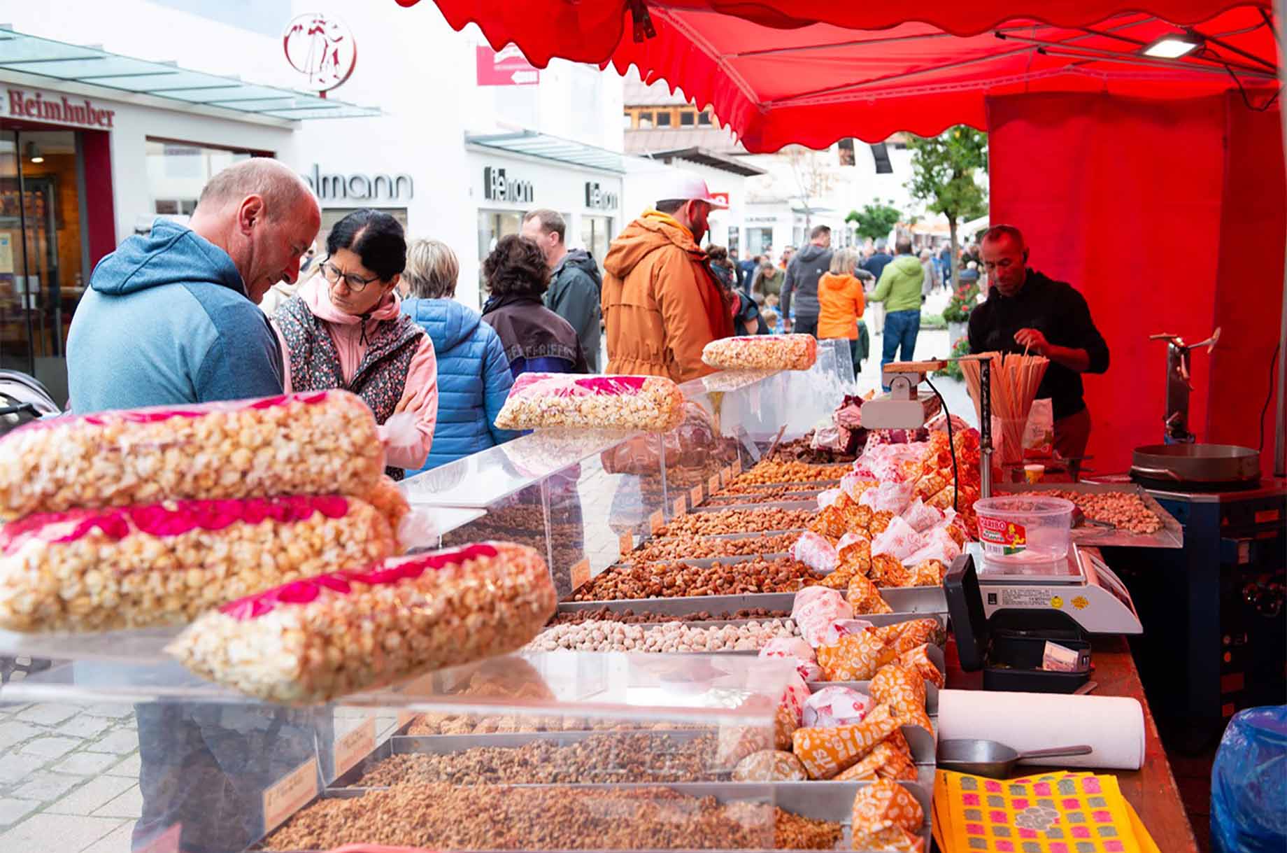 Veranstaltungen im Oberallgäu: Verkaufsoffener Sonntag mit Mobilausstellung in Sonthofen - Verkaufsoffener Sonntag im Frühjahr in Sonthofen