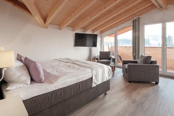 Gastgeber im Oberallgäu: 765-14 Dachzimmer Superior - Alpin Hotel bichl 761 