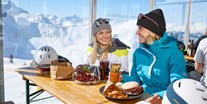 Hotels und Ferienwohnungen im Oberallgäu - Kategorien: Skigebiet - Riezlern - Pistenvergnügen grenzenlos an der Kanzelwandbahn im Kleinwalsertal - Die Kanzelwandbahn - grenzenloses Wintervergnügen
