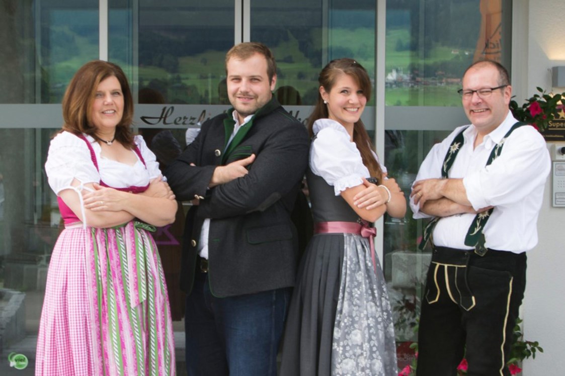 Unterkunft im Allgäu: Wir sind die Knöbels - Ihr Alpenblick - Hotel & Restaurant in Fischen im Allgäu