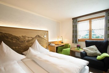 Unterkunft im Allgäu: Doppelzimmer "Huimat" im Haupthaus - Ihr Alpenblick - Hotel & Restaurant in Fischen im Allgäu