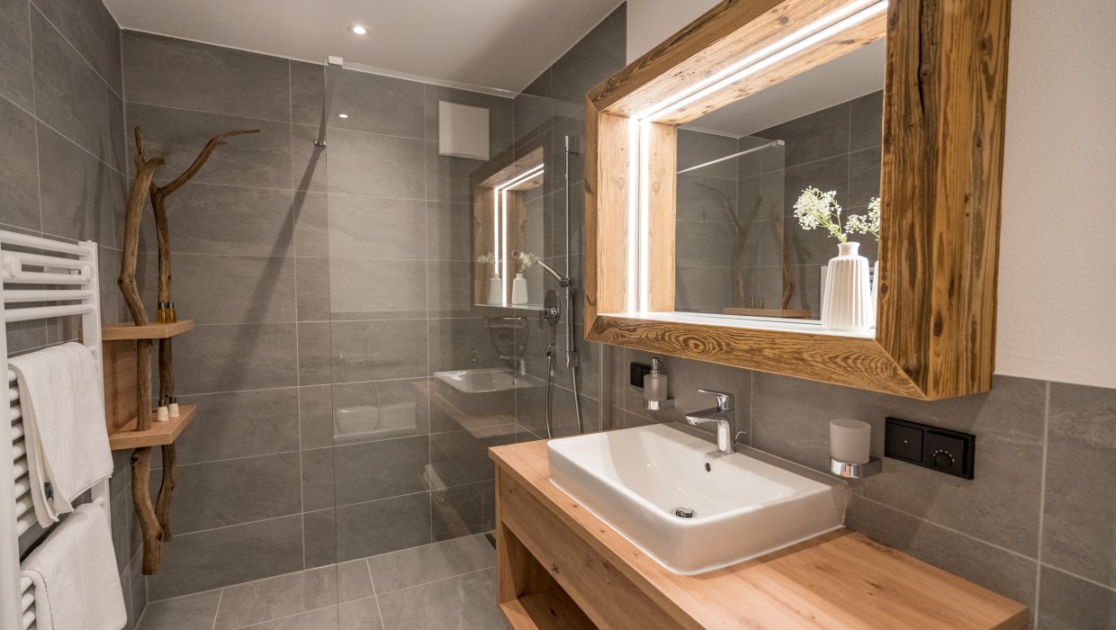 Unterkunft im Allgäu: Dorf Suites - Ferienwohnungen in Oberstdorf im Allgäu - Dorf Suites - natürlich mit Stil