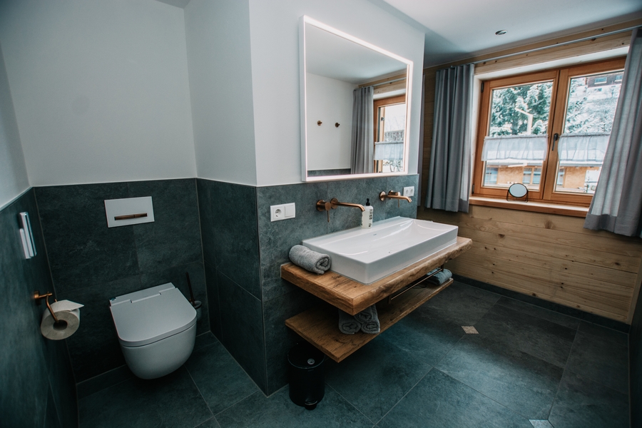 Unterkunft im Allgäu: Ferienwohnungen im Allgäu - Familie Scholl in Bad Hindelang  - Ferienwohnungen Scholl - private Sauna oder Infrarotkabine