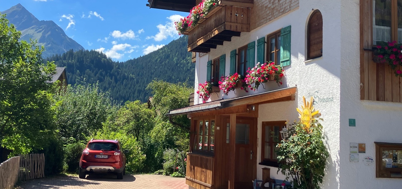 Unterkunft im Allgäu: Haus Sonnenruh - Ferienwohnungen in Bad Oberdorf im Allgäu - Haus Sonnenruh - Ferienwohnungen in Bad Oberdorf im Allgäu