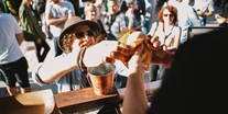 Hotels und Ferienwohnungen im Oberallgäu - Parken & Anreise: Anreise mit ÖPNV möglich - Bayern - Street Food Market in Oberstaufen im Allgäu - Street Food Market Oberstaufen 2024