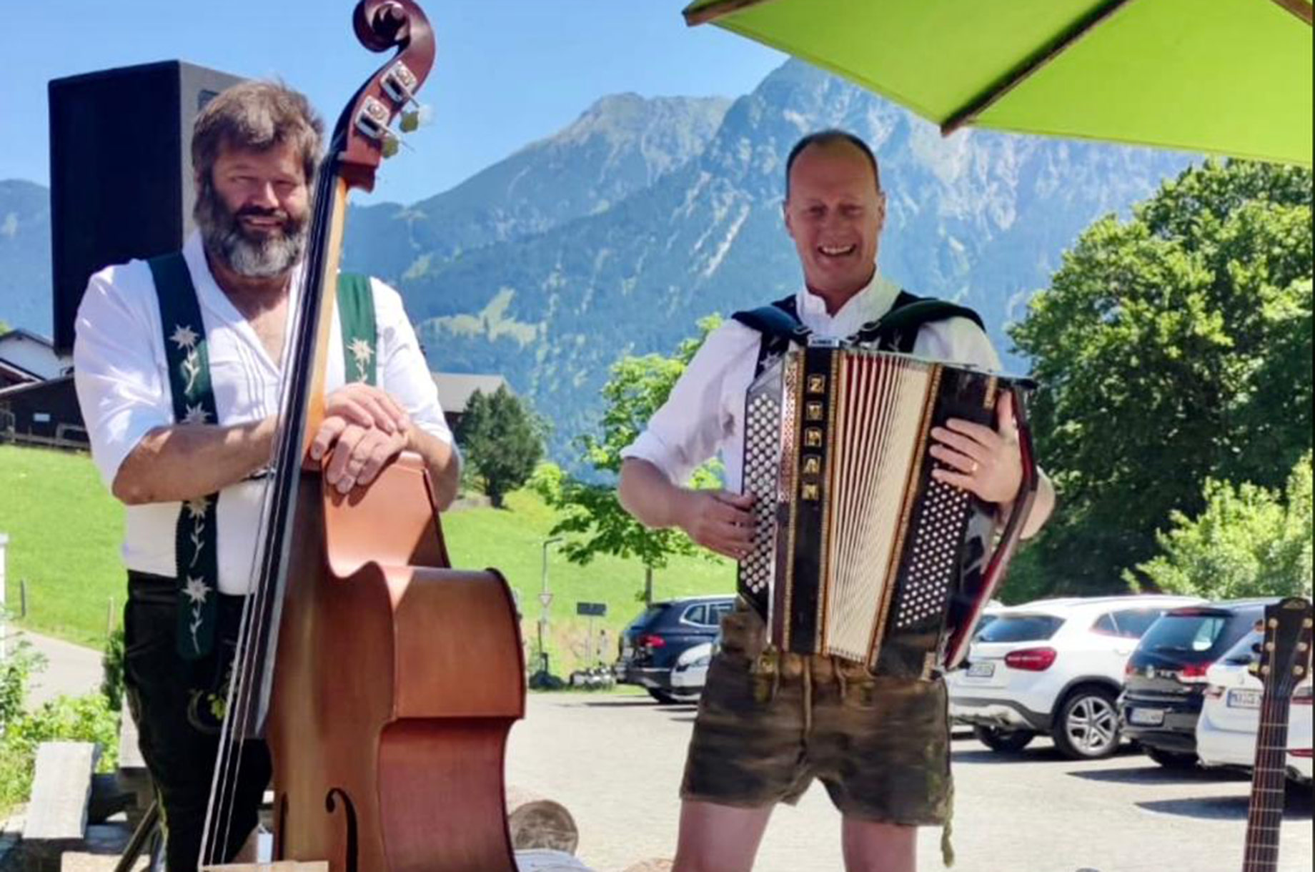 Hotels und Ferienwohnungen im Oberallgäu - 15 Jahre Berggasthof Riefenkopf im Trettachtal bei Oberstdorf - 15 Jahre Berggasthof Riefenkopf im Trettachtal bei Oberstdorf