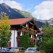 Hotels und Ferienwohnungen im Oberallgäu: Gästehaus Sinz - Zimmer und Ferienwohnungen in Oberstdorf - Gästehaus Sinz - Zimmer und Ferienwohnungen in Oberstdorf
