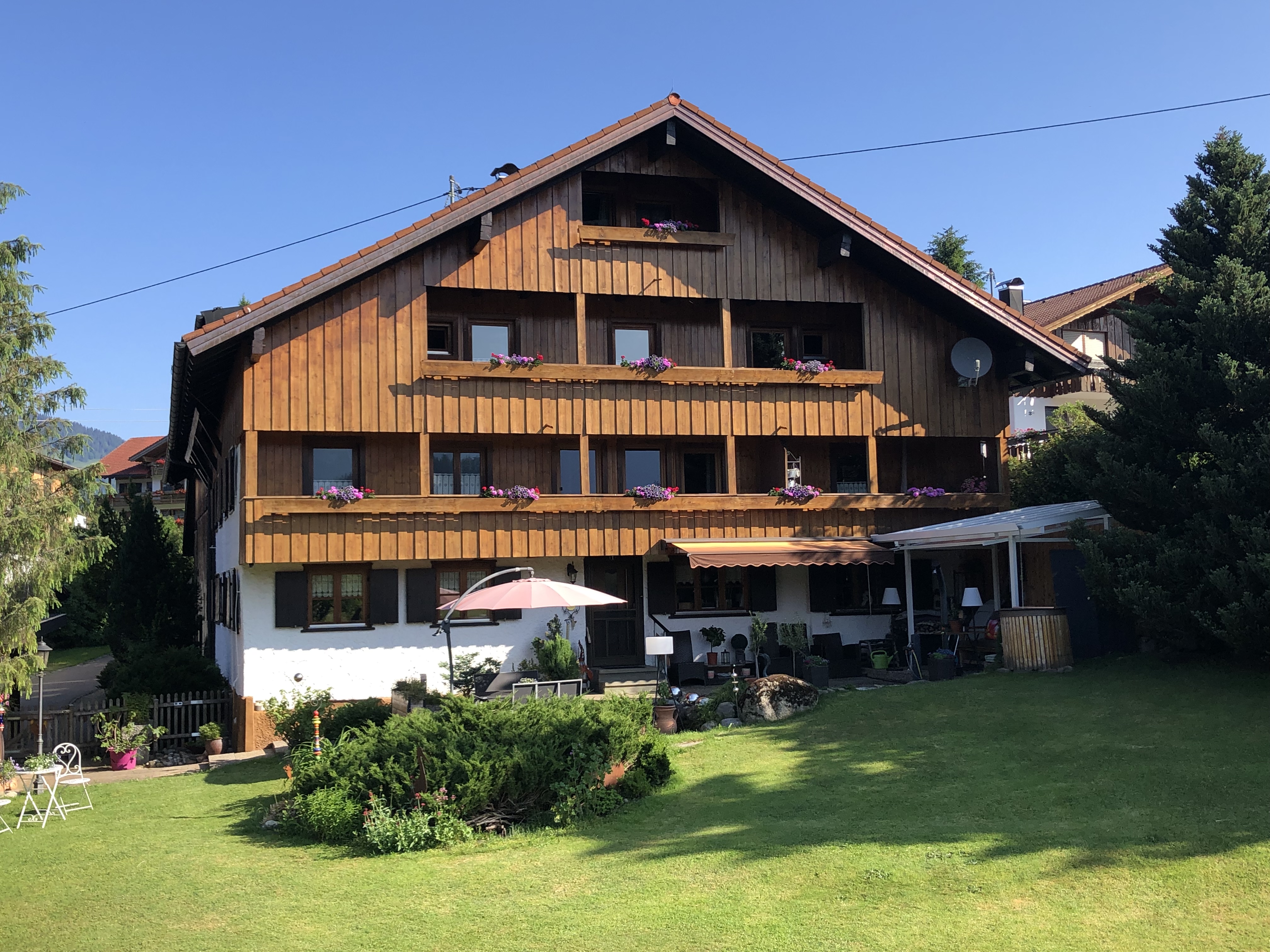 Unterkunft im Allgäu: Ferienwohnungen Haus Oberdorf 1 in Obermaiselstein im Allgäu - Ferienwohnungen Haus Oberdorf 1 in Obermaiselstein