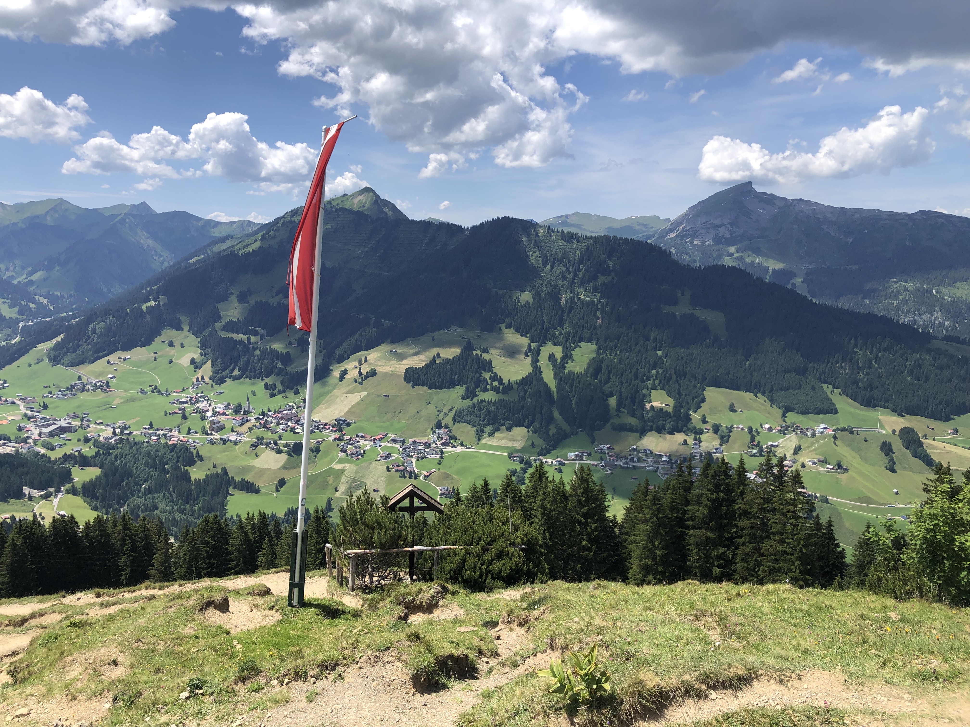 Unterkunft im Allgäu: Ferienwohnungen am Zwölfer in Mittelberg / Kleinwalsertal - Ferienwohnungen am Zwölfer in Mittelberg / Kleinwalsertal