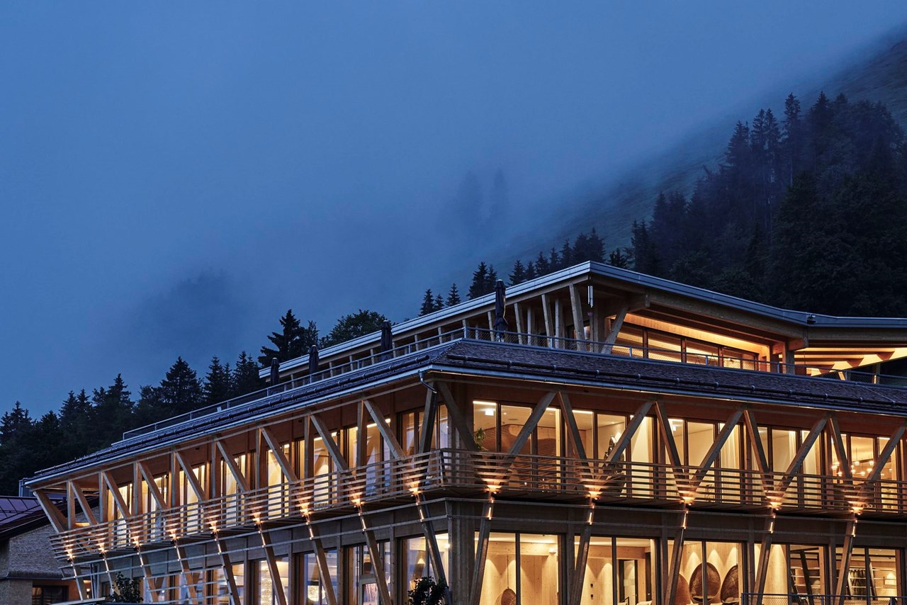 HUBERTUS Mountain Refugio - Balderschwang im Allgäu Angebote Private Mountain Spring Spa