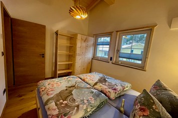 Unterkunft im Allgäu: Ferienwohnung #4 Rotspitz für 2 bis 4 Personen: Schlafzimmer 1 - Bäumers Retreat - Ferienwohnungen in Bad Hindelang