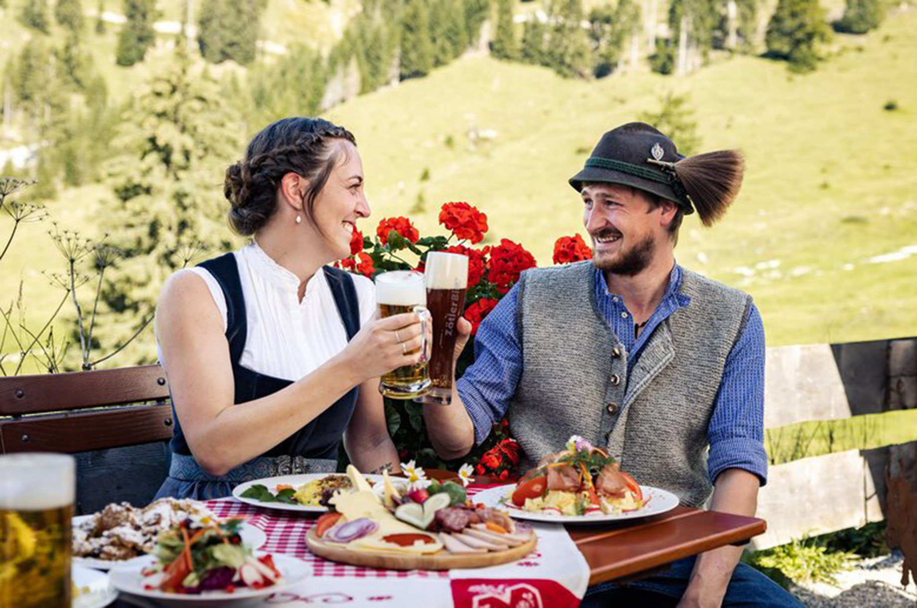 Restaurants im Oberallgäu: Berggasthof Seealpe auf 1.280 Metern am Nebelhorn - Berggasthof Seealpe auf 1.280 Metern über Oberstdorf