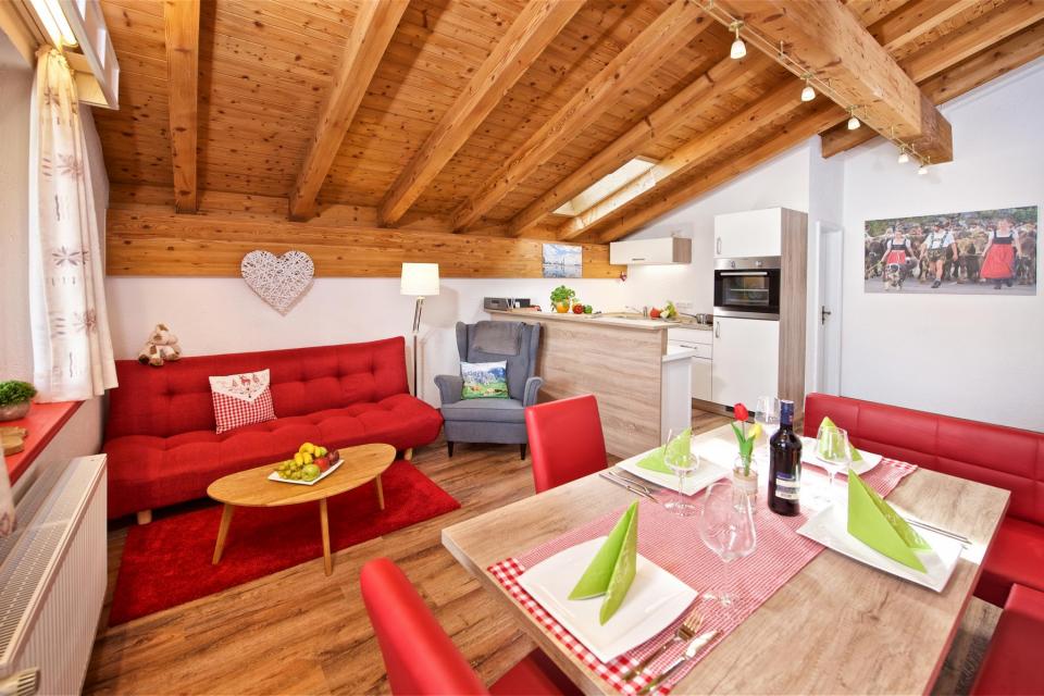 Unterkunft im Allgäu: Ferienwohnungen im Allgäu - am Schloßberg in Oberstaufen - Ferienwohnungen am Schloßberg - Oberstaufen im Allgäu