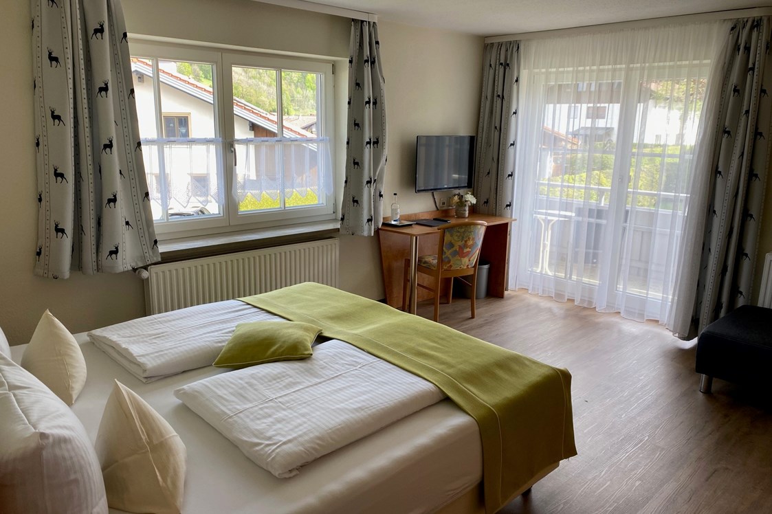 Unterkunft im Allgäu: Hotel Neudeck in Oberstaufen im Oberallgäu 