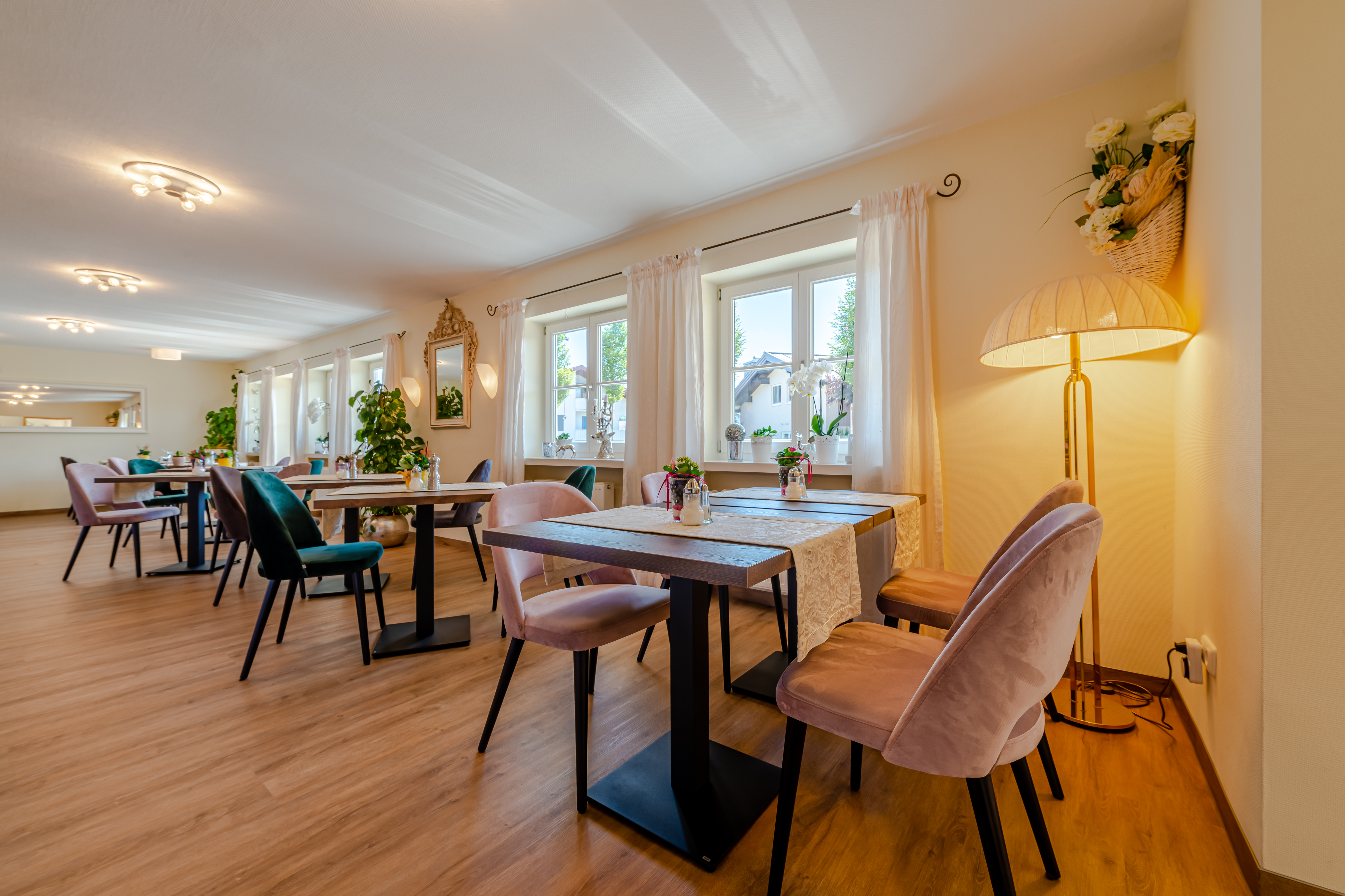 Unterkunft im Allgäu: Hotel Neudeck in Oberstaufen im Oberallgäu 