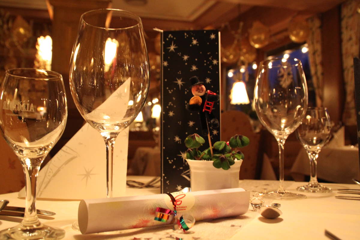 Veranstaltungen im Oberallgäu: Galadiner zu Silvester im Hotel Erlebach im Kleinwalsertal - Galadiner zu Silvester im Hotel Erlebach im Kleinwalsertal 