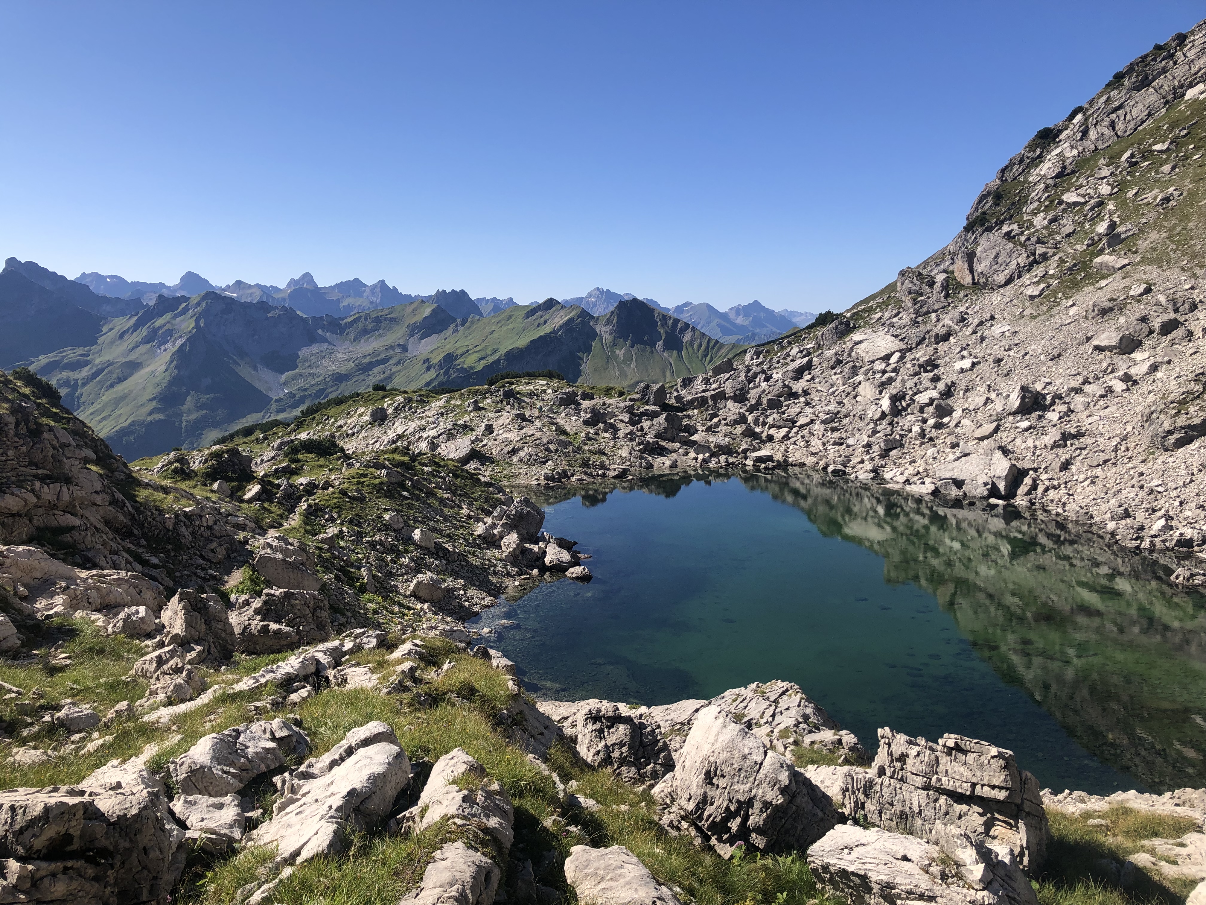 Restaurants im Oberallgäu: Schwarzenberghütte im Naturschutzgebiet Hintersteiner Tal - Schwarzenberghütte - Einkehrziel im Hintersteiner Tal