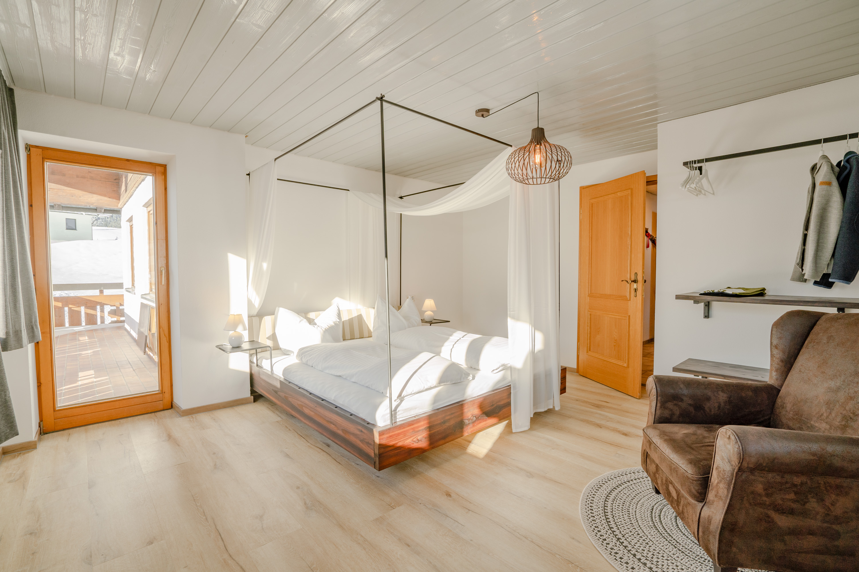 Unterkunft im Allgäu: LichterBerg - Ferienwohnungen im Kleinwalsertal - LichterBerg - Ferienwohnungen im Kleinwalsertal 