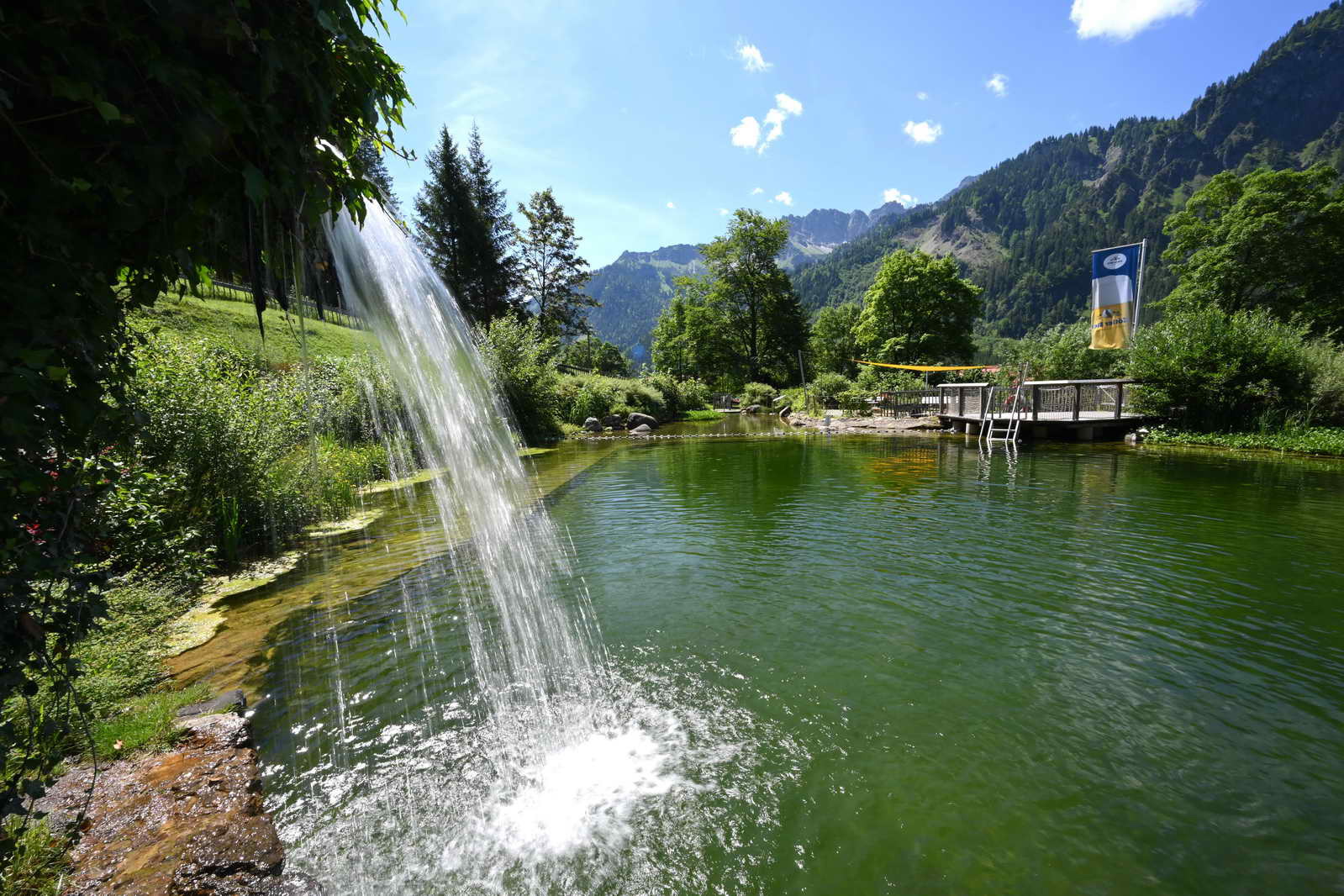 Erlebnisse im Oberallgäu: Badegarten Prinze Gumpe in Hinterstein im Allgäu - Naturbad Prinze Gumpe in Hinterstein im Allgäu 