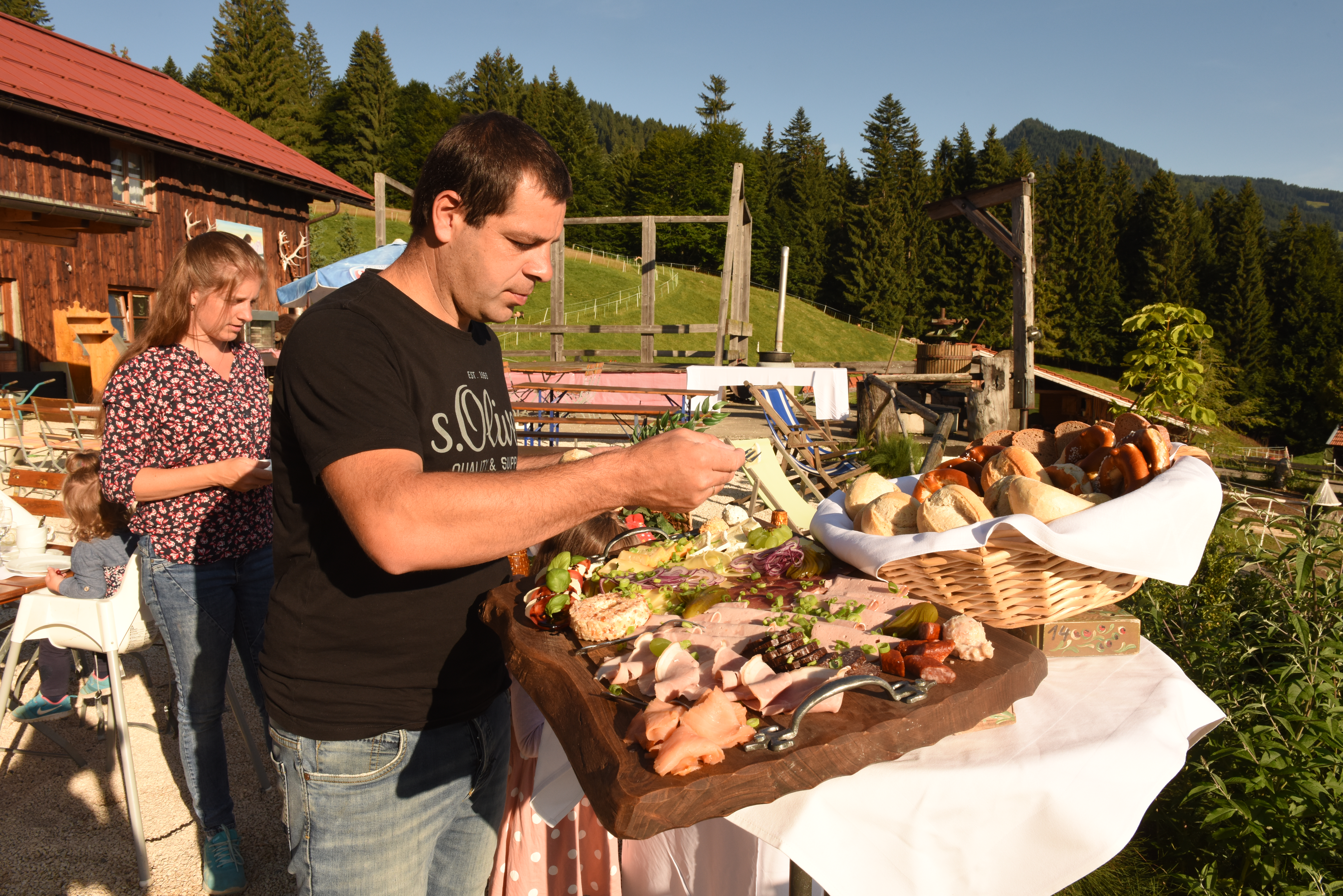 Unterkunft im Allgäu: Berghof Schwarzenberg im Alpenwildpark Obermaiselstein - Berghof Schwarzenberg am Alpenwildpark Obermaiselstein