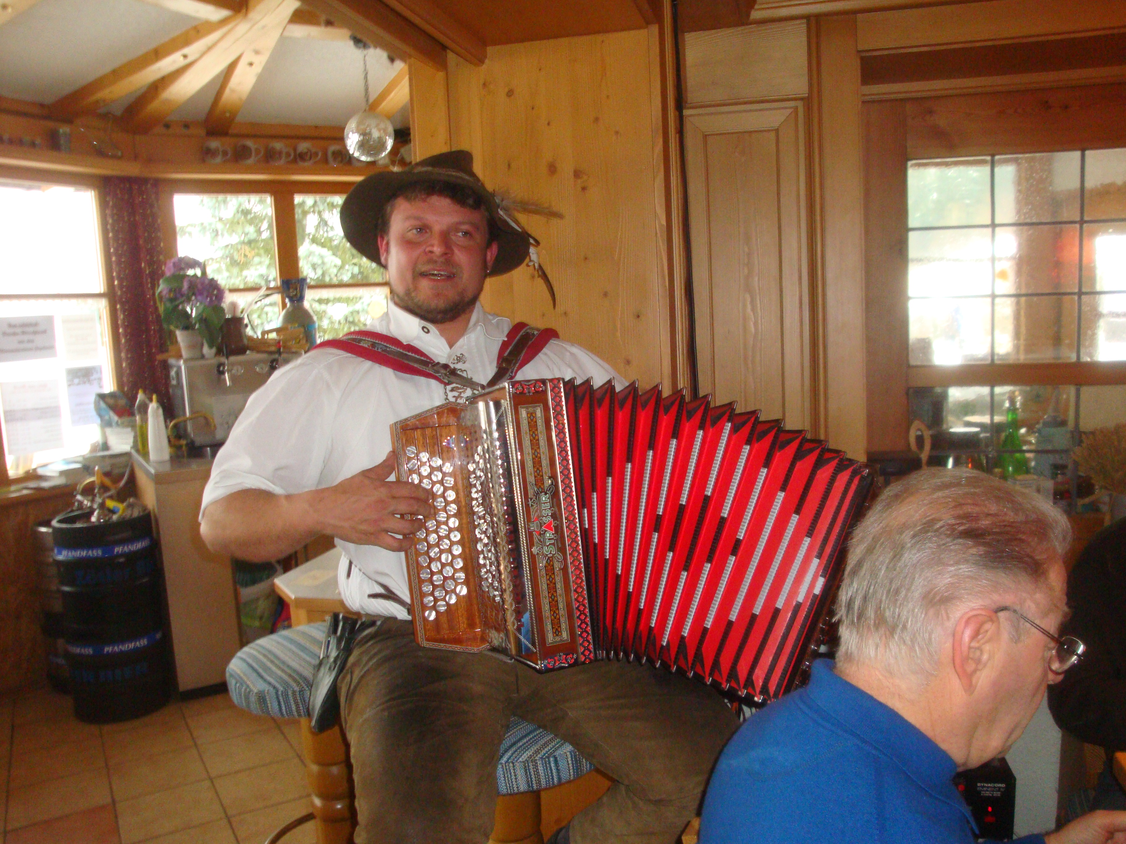 Unterkunft im Allgäu: Berghof Schwarzenberg im Alpenwildpark Obermaiselstein - Berghof Schwarzenberg im Alpenwildpark Obermaiselstein