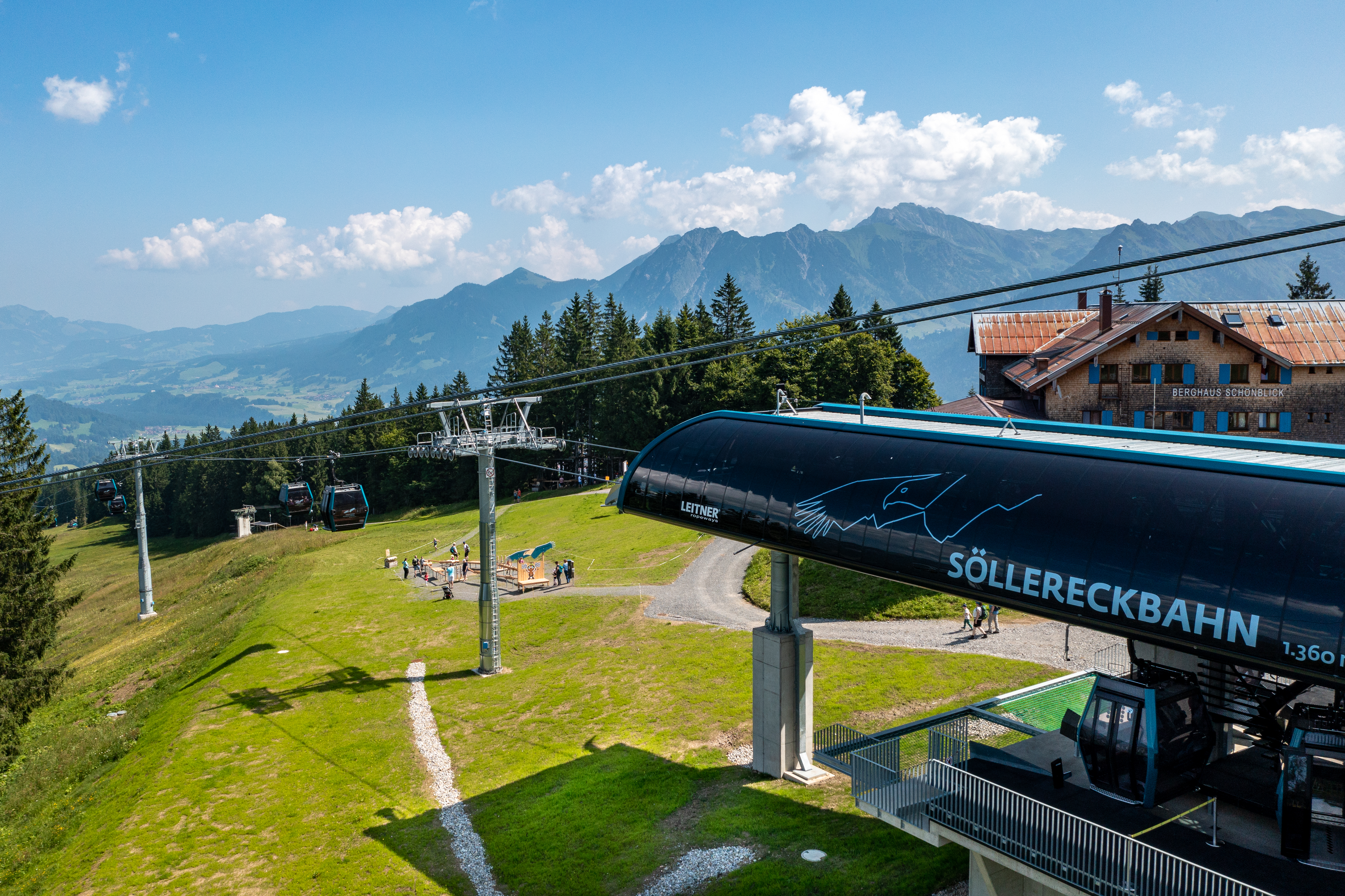 Erlebnisse im Oberallgäu: Söllereckbahn - Bergbahnen in Oberstdorf im Oberallgäu  - Die Söllereckbahn bei Oberstdorf im Sommer 