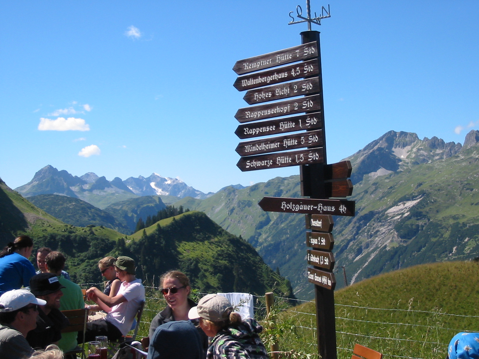 Hotels und Ferienwohnungen im Oberallgäu - Saison: Sommer - Enzianhütte