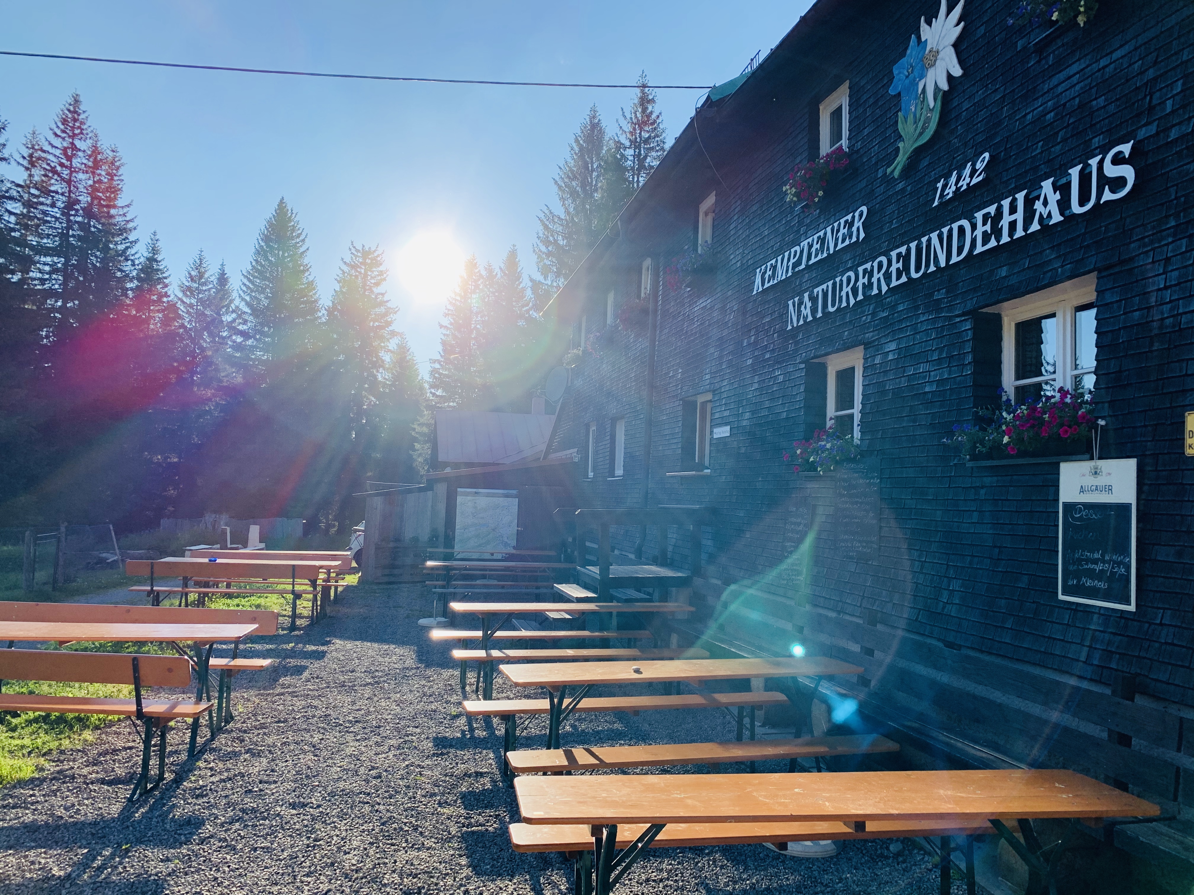 Erlebnisse im Oberallgäu: Kemptener Naturfreundehaus - ehemals » Bergbriada «