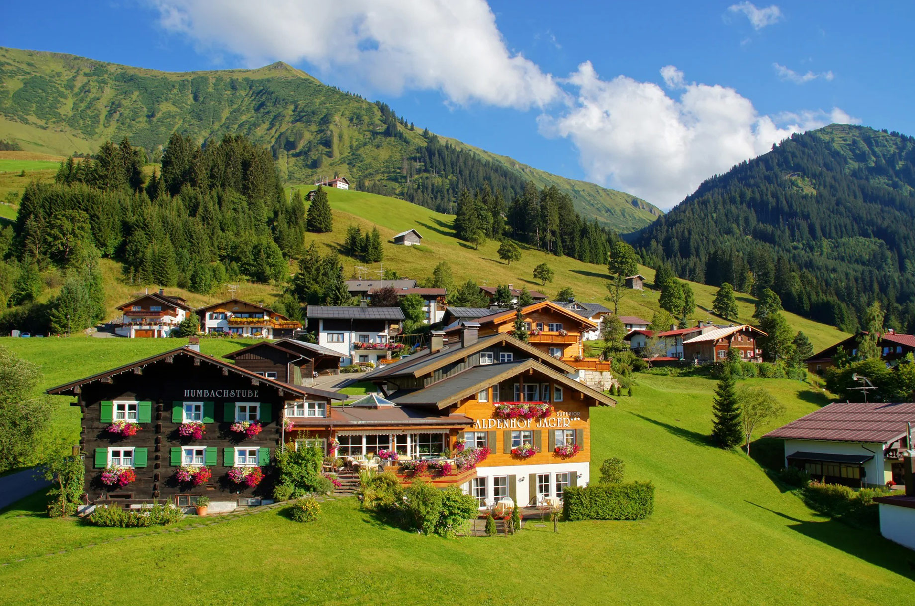 Restaurants im Oberallgäu: Die Humbachstube - Restaurant im Alpenhof Jäger im Kleinwalsertal - Die Humbachstube - Restaurant im Alpenhof Jäger im Kleinwalsertal