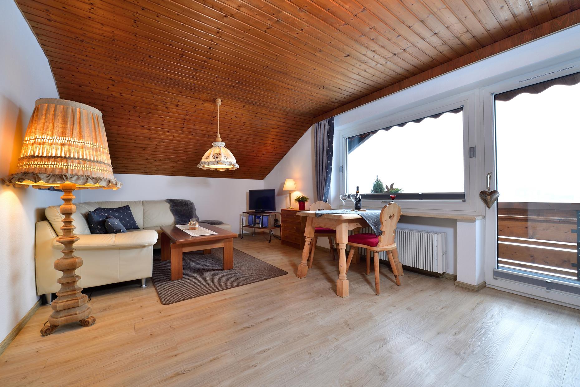 Unterkunft im Allgäu: Panoramablick - Ferienwohnungen in Fischen im Allgäu - Panoramablick - Ferienwohnungen in Fischen im Allgäu