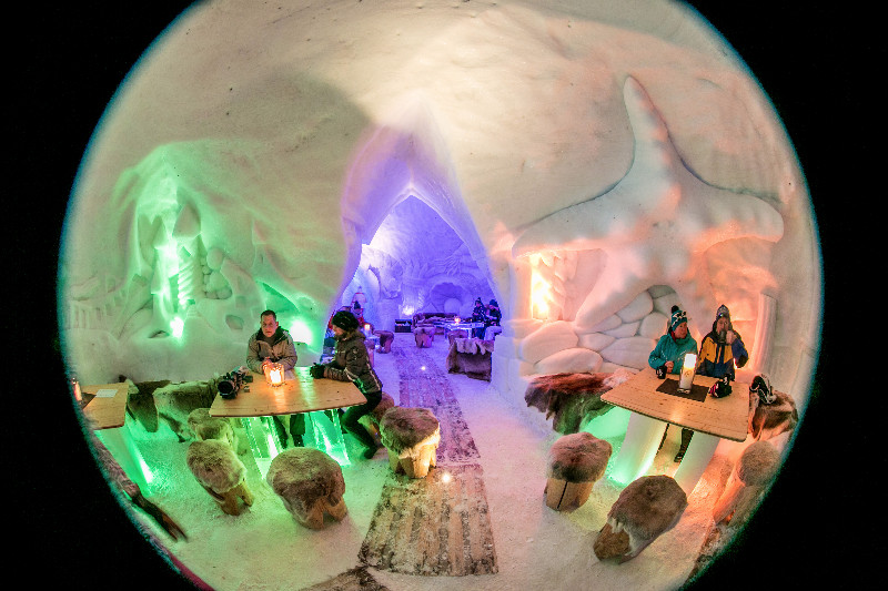 Erlebnisse im Oberallgäu: Eishotel auf dem Nebelhorn über Oberstdorf im Allgäu - Iglu Lodge - Hotel aus Schnee und Eis auf dem Nebelhorn