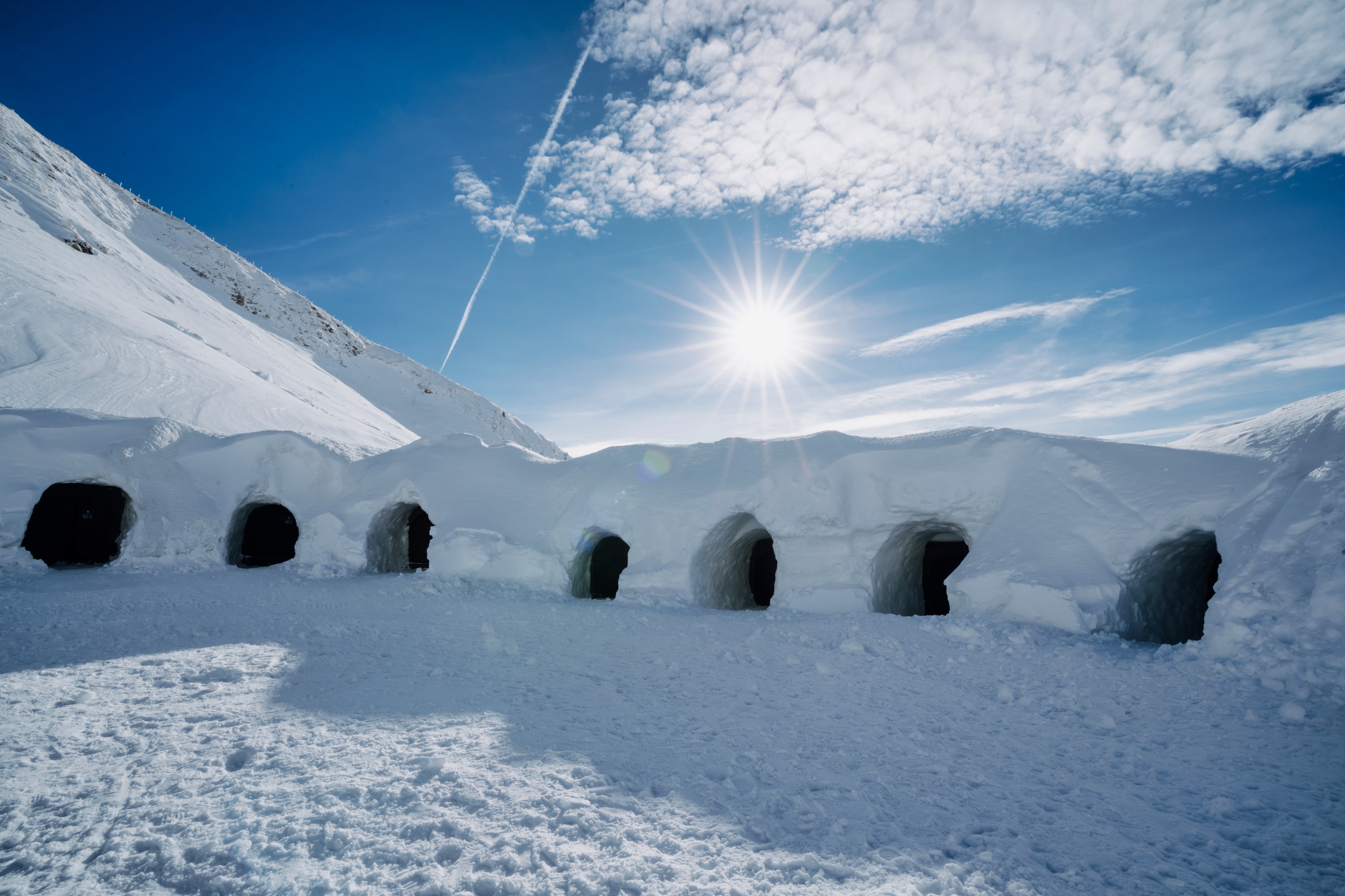 Erlebnisse im Oberallgäu: Iglu Lodge - Eishotel auf dem Nebelhorn über Oberstdorf - Iglu Lodge - Hotel aus Schnee und Eis auf dem Nebelhorn