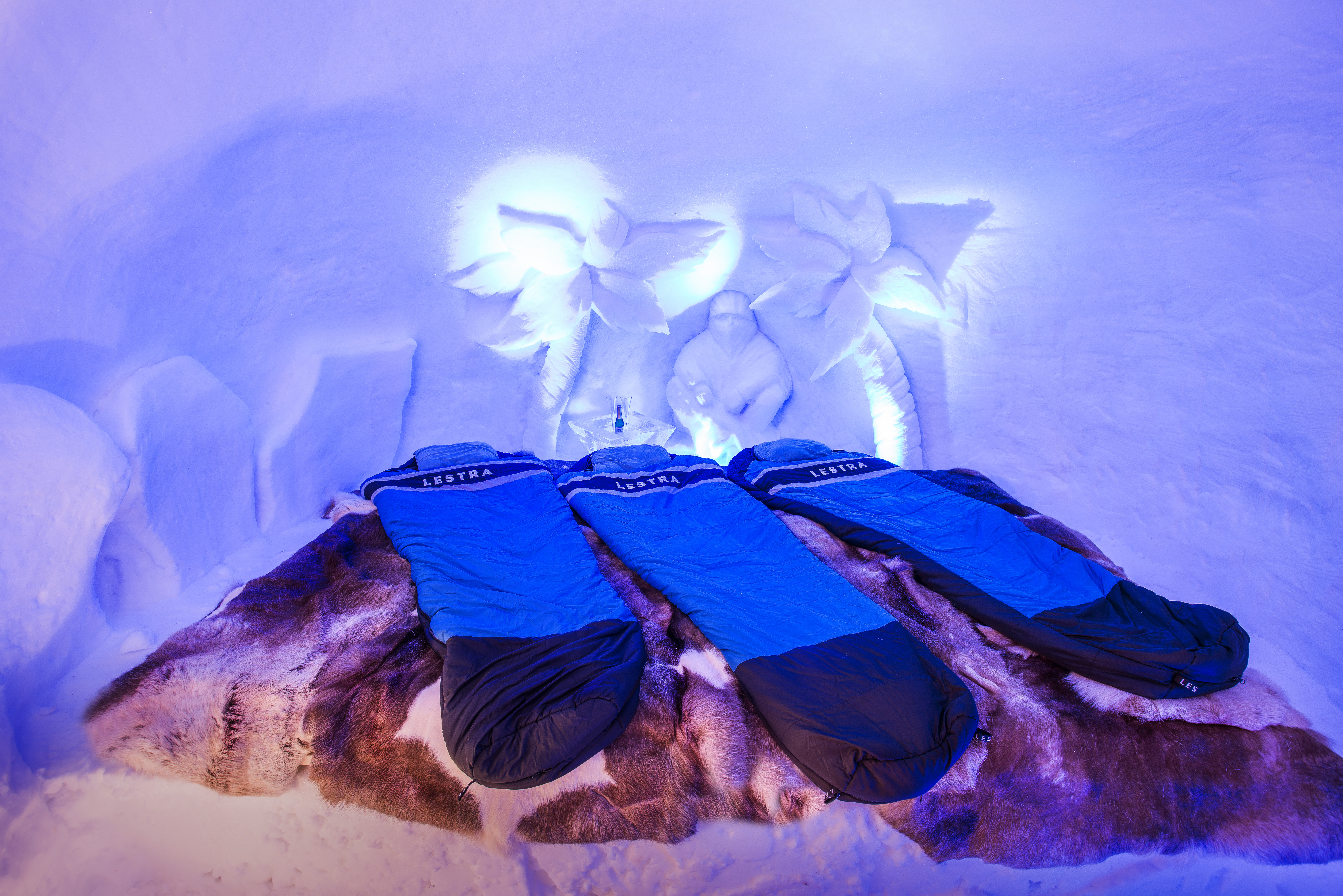 Erlebnisse im Oberallgäu: Iglu Lodge - Eishotel auf dem Nebelhorn über Oberstdorf - Iglu Lodge - Hotel aus Schnee und Eis auf dem Nebelhorn