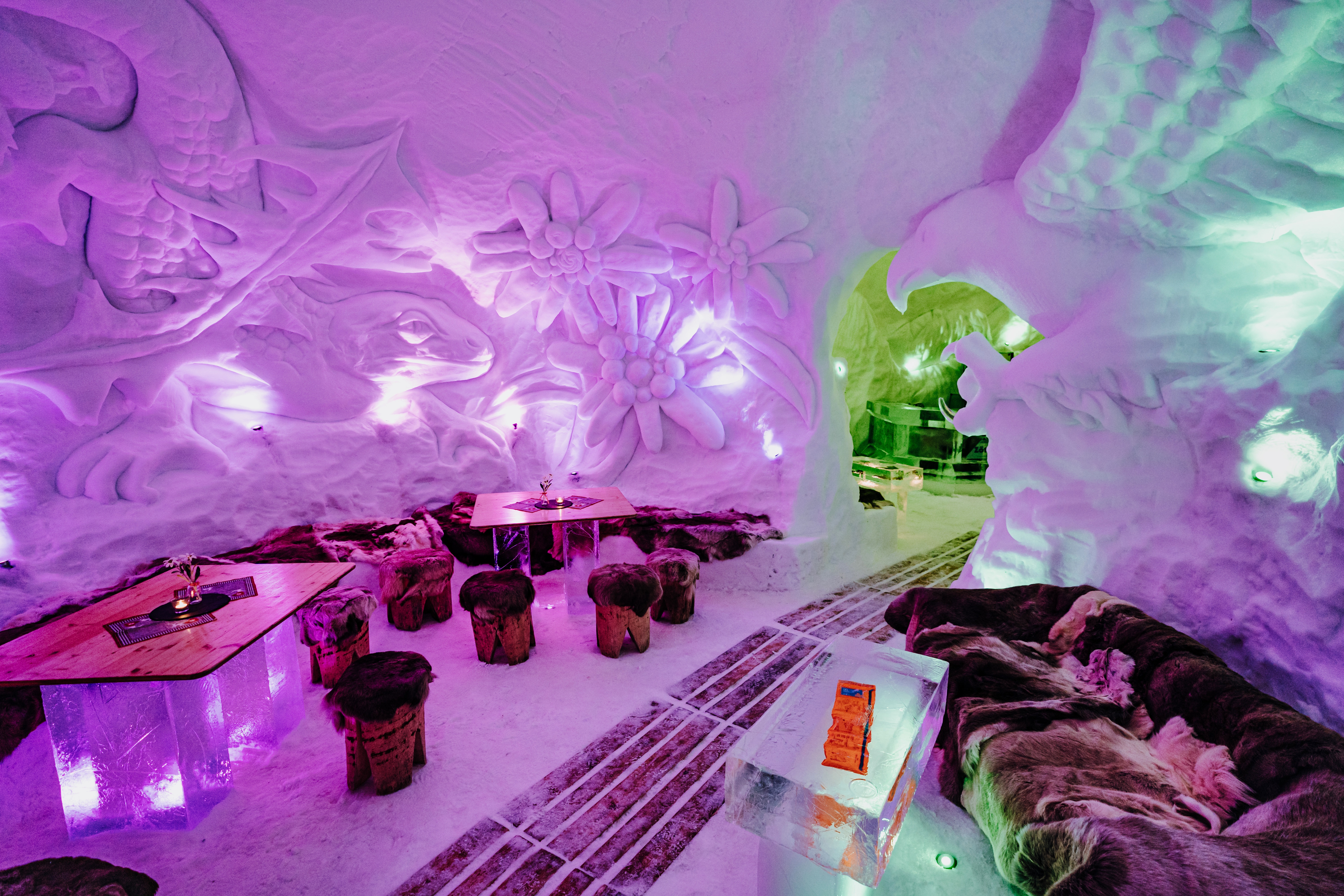 Erlebnisse im Oberallgäu: Iglu Lodge - Eishotel auf dem Nebelhorn über Oberstdorf - Iglu Lodge - Hotel aus Schnee und Eis auf dem Nebelhorn