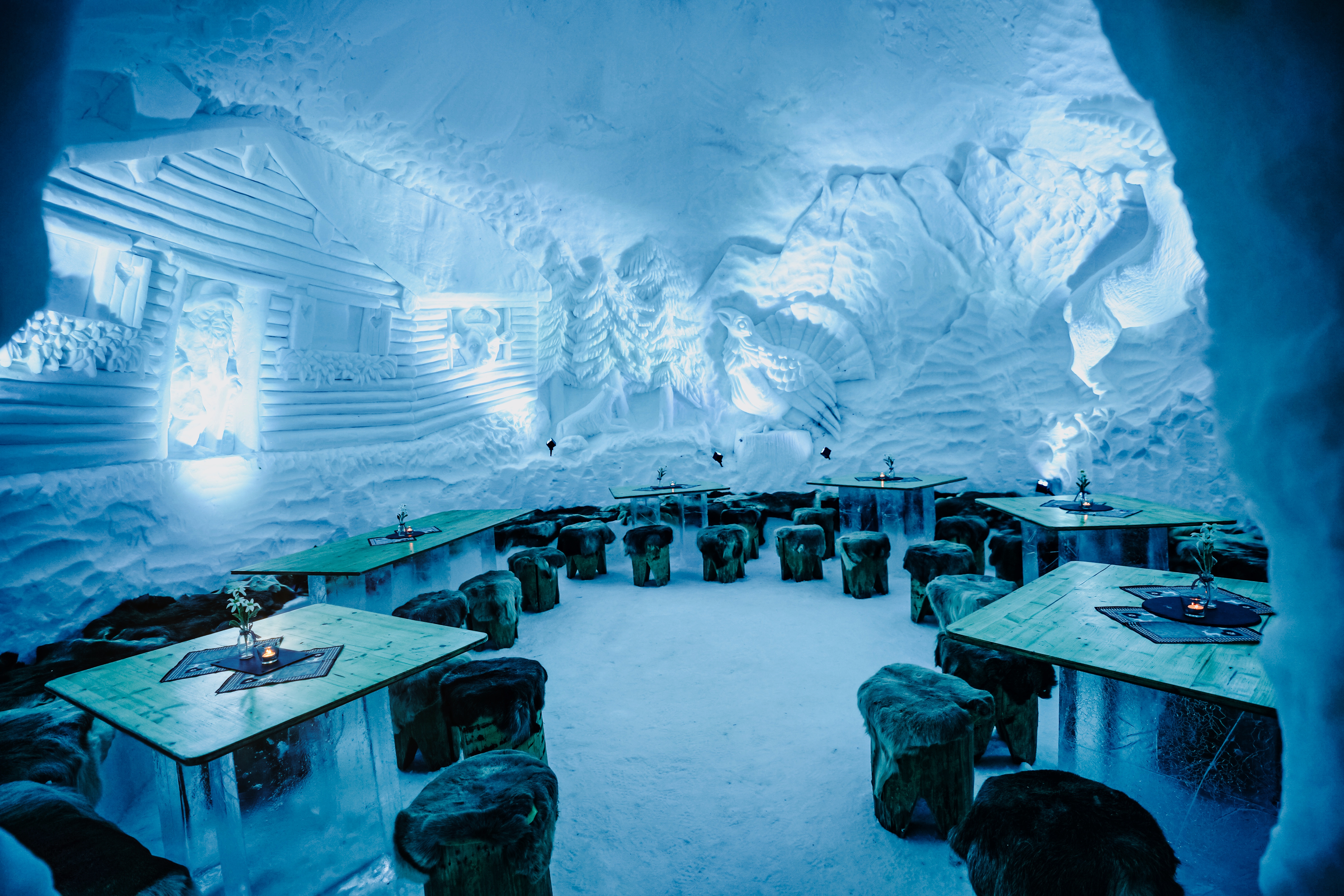 Erlebnisse im Oberallgäu: Iglu Lodge - Eishotel auf dem Nebelhorn über Oberstdorf - Iglu Lodge - Hotel aus Schnee und Eis auf dem Nebelhorn