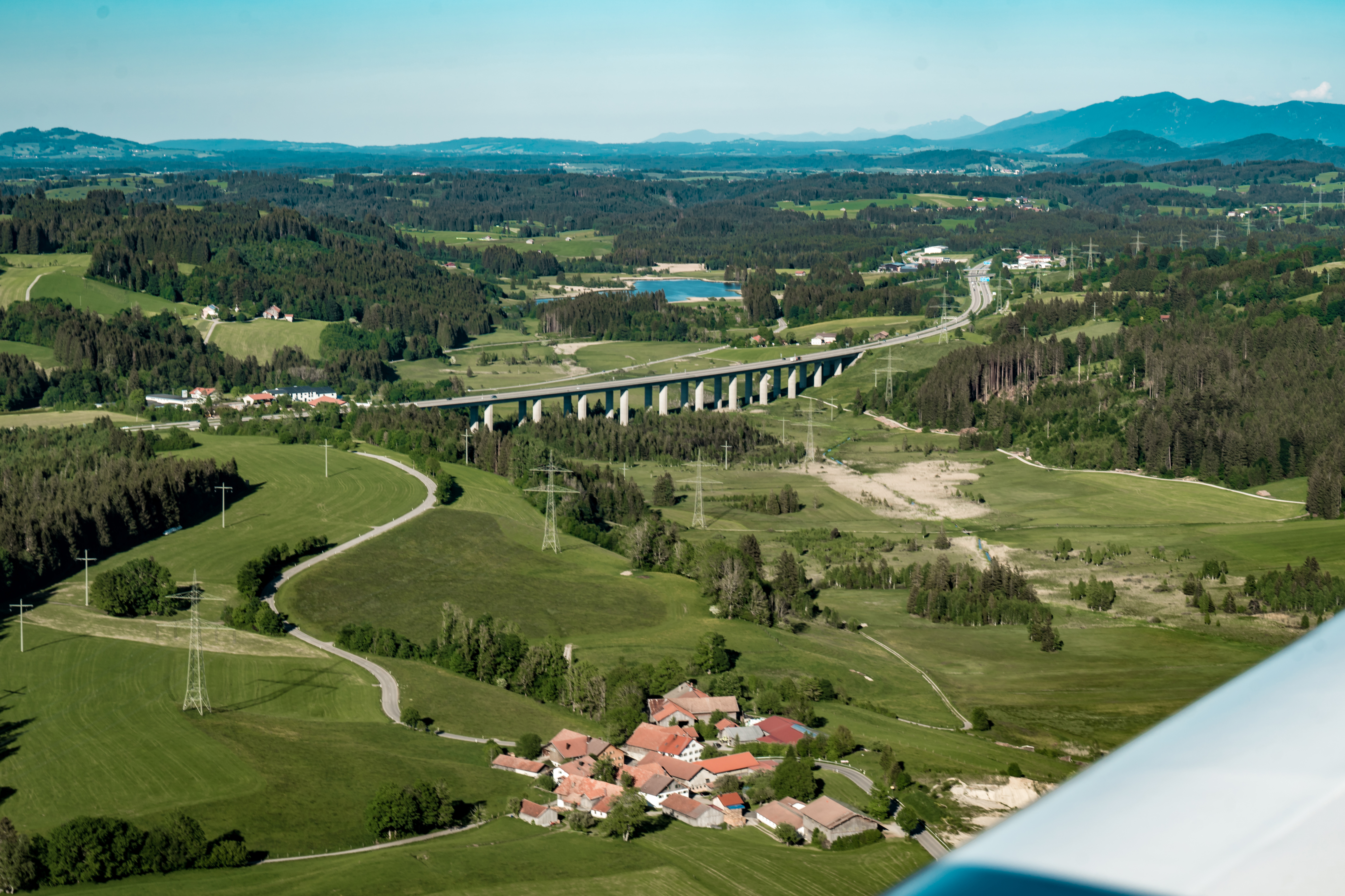 Erlebnisse im Oberallgäu: Alpenrundflüge - Erlebnis der besonderen Art! - Alpenrundflüge ab Flugplatz Kempten - Durach im Allgäu