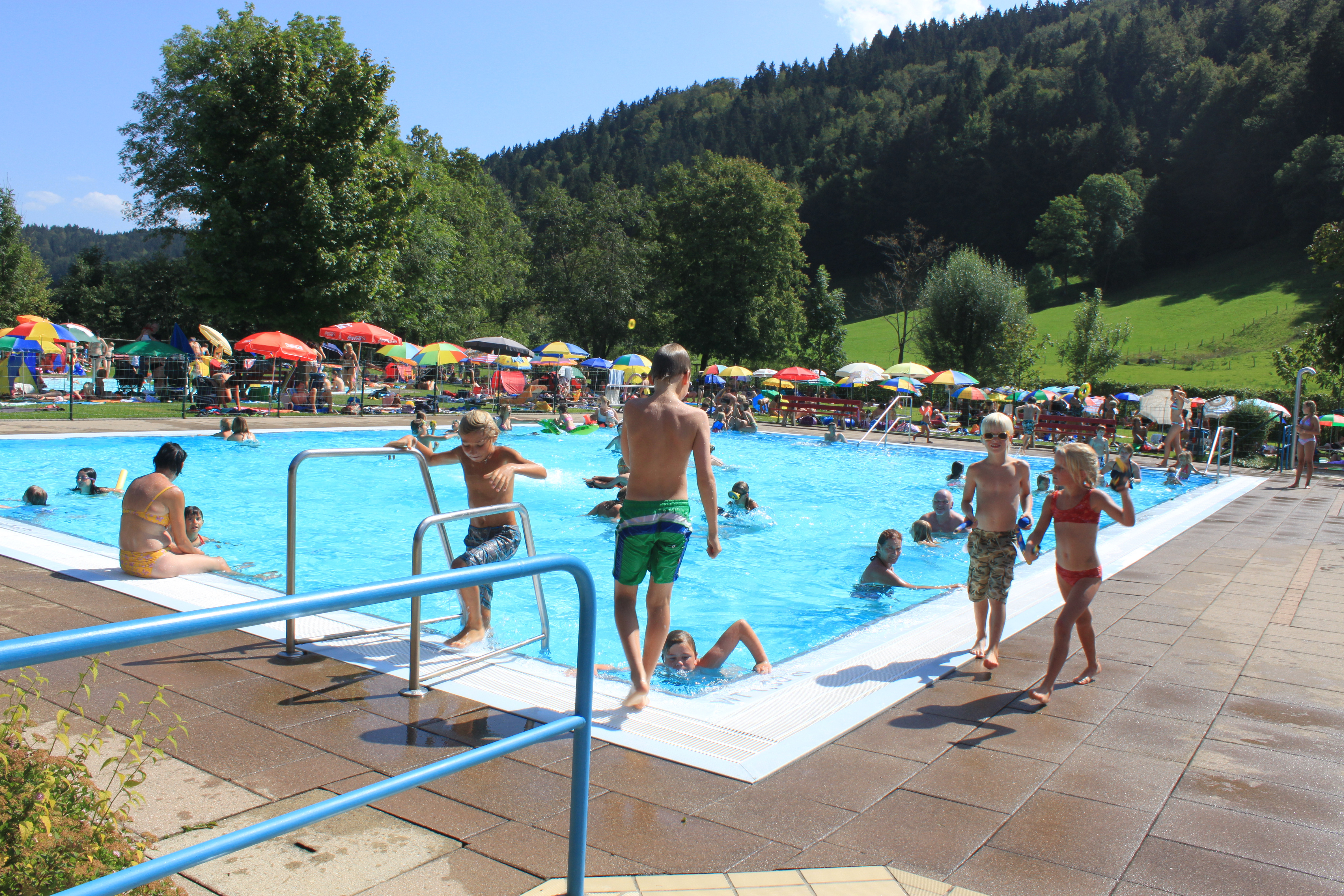 Hotels und Ferienwohnungen im Oberallgäu - Missen-Wilhams - Familienfreibad Missen
