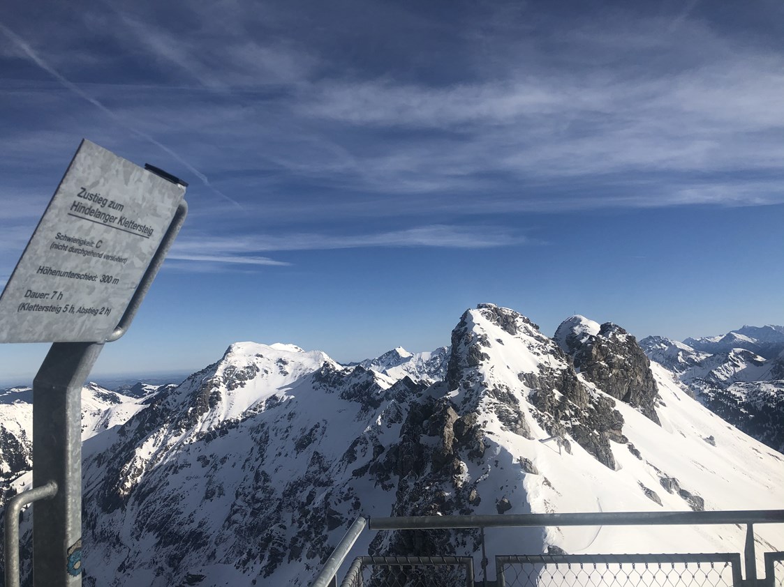 Erlebnisse: Skigebiet Nebelhorn über Oberstdorf im Oberallgäu - Die Nebelhornbahn im Winter 