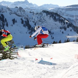 Erlebnisse im Oberallgäu: Skicross - Bundesstützpunkt Grasgehren  - Sonnen- Skiparadies Grasgehren am Riedbergpass