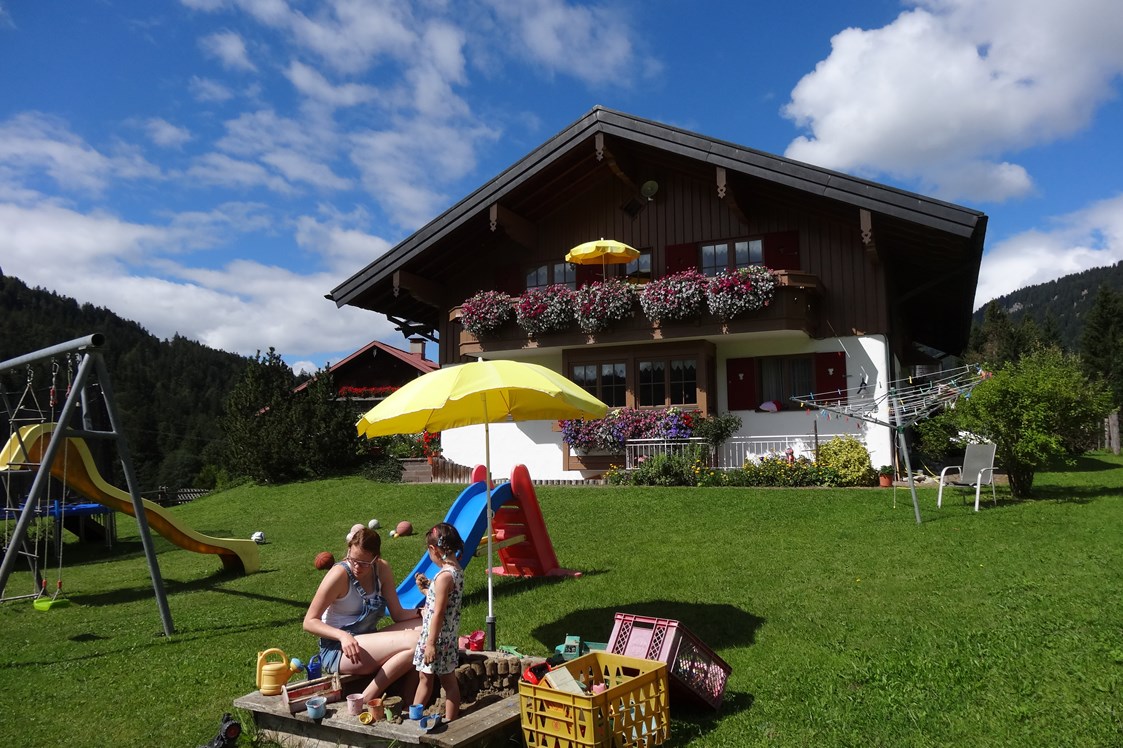Unterkunft im Allgäu: Ein PARADIES für kuhle KIDS! - Albingers Landhaus